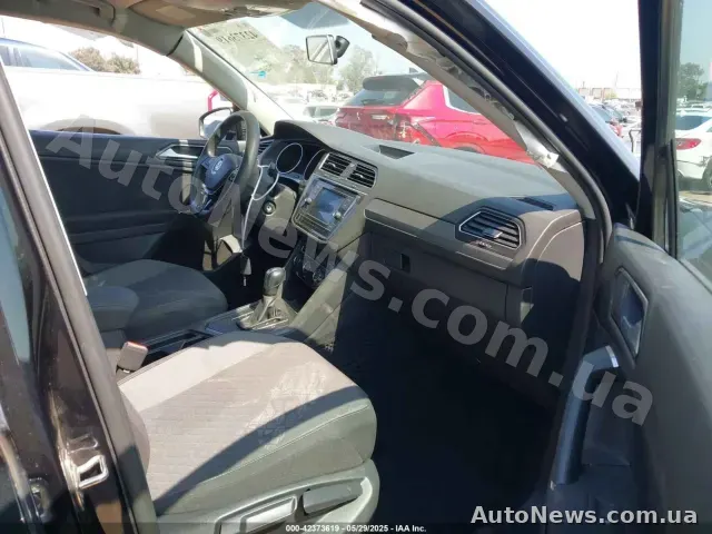2017 Volkswagen Tiguan, VIN 3VV1B7AX7JM092033, госномер ВС8961ХА — фото 21 (iaai)