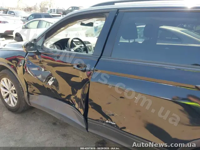 2017 Volkswagen Tiguan, VIN 3VV1B7AX7JM092033, госномер ВС8961ХА — фото 22 (iaai)