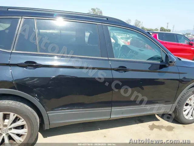 2017 Volkswagen Tiguan, VIN 3VV1B7AX7JM092033, госномер ВС8961ХА — фото 29 (iaai)
