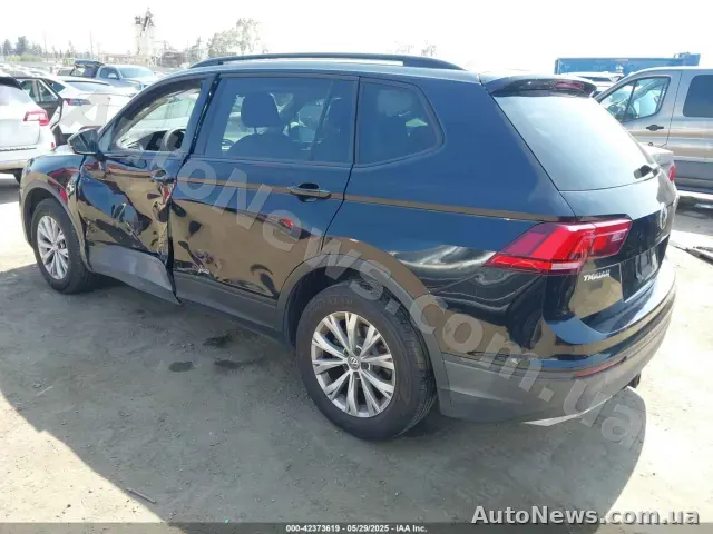 2017 Volkswagen Tiguan, VIN 3VV1B7AX7JM092033, госномер ВС8961ХА — фото 3 (iaai)