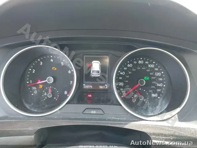 2017 Volkswagen Tiguan, VIN 3VV1B7AX7JM092033, госномер ВС8961ХА — фото 7 (iaai)