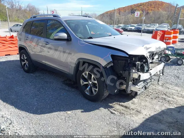 2020 Jeep Cherokee — фото 1 (iaai)