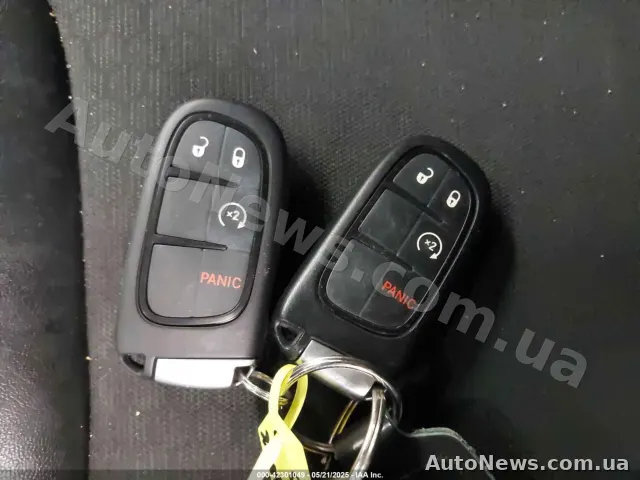 2019 Jeep Cherokee, VIN 1C4PJMBX1LD563925, nr rej. СА2272СТ — zdjęcie 11 (iaai)