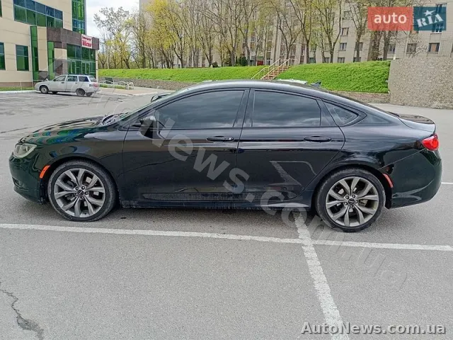 2014 Chrysler 200 — zdjęcie 19 (autoria)