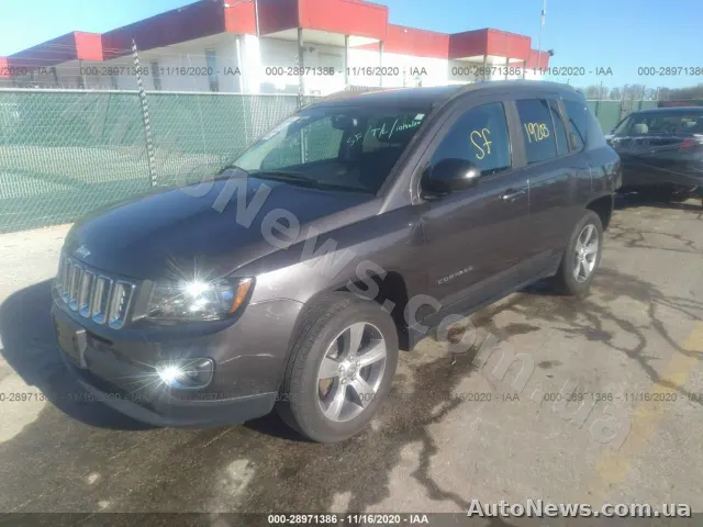 2017 Jeep Compass — zdjęcie 2 (iaai)