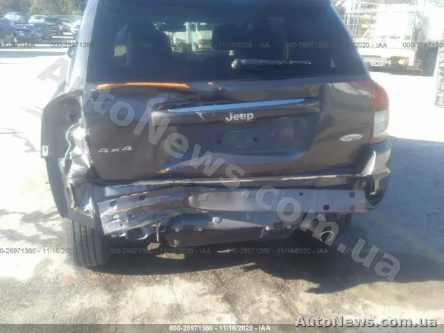 2017 Jeep Compass — zdjęcie 6 (iaai)