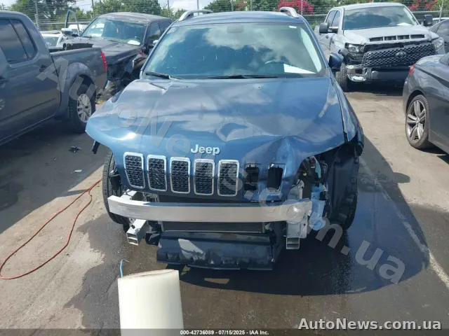 2020 Jeep Cherokee — photo 12 (iaai)