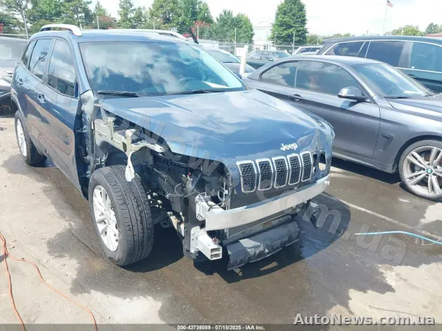 2020 Jeep Cherokee — photo 6 (iaai)