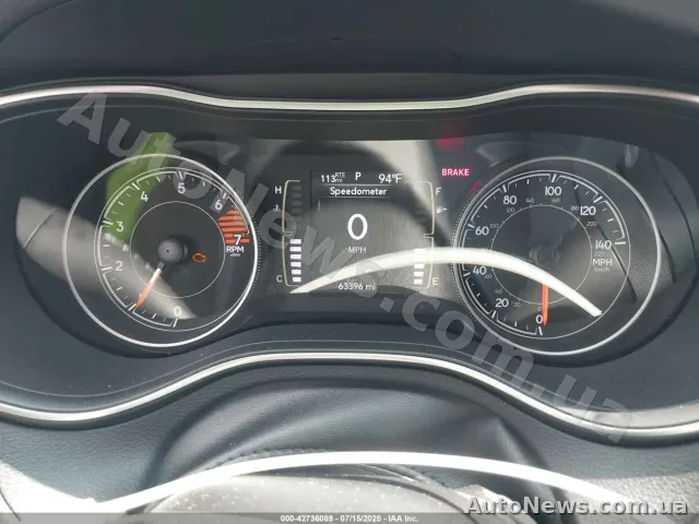 2020 Jeep Cherokee — photo 7 (iaai)