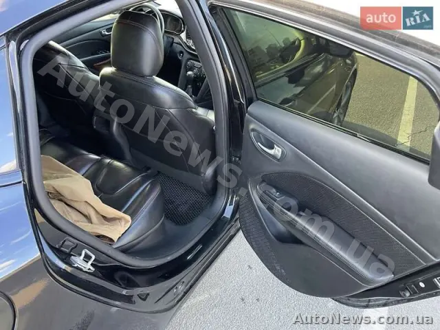 2014 Dodge Dart — zdjęcie 10 (autoria)