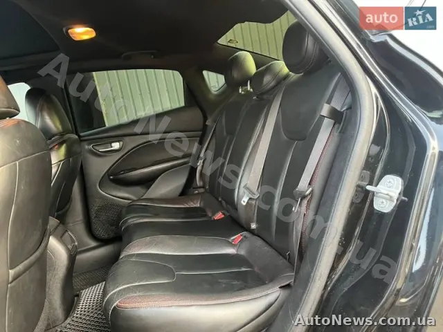 2014 Dodge Dart — zdjęcie 25 (autoria)