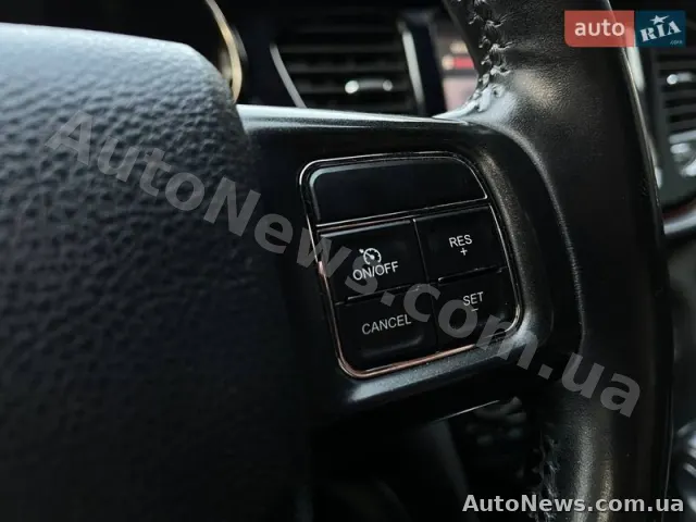 2014 Dodge Dart — zdjęcie 36 (autoria)
