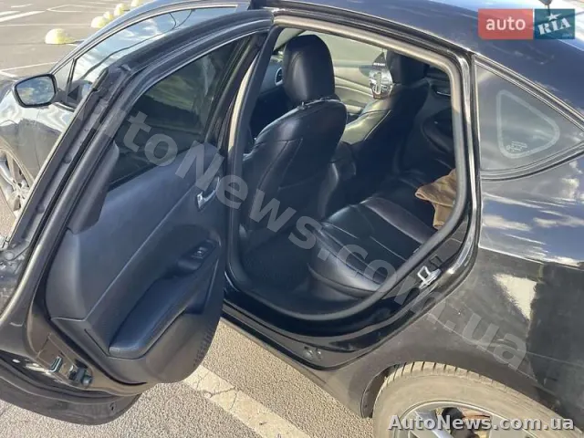 2014 Dodge Dart — zdjęcie 8 (autoria)