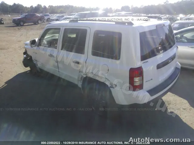 2015 Jeep Patriot — photo 3 (iaai)