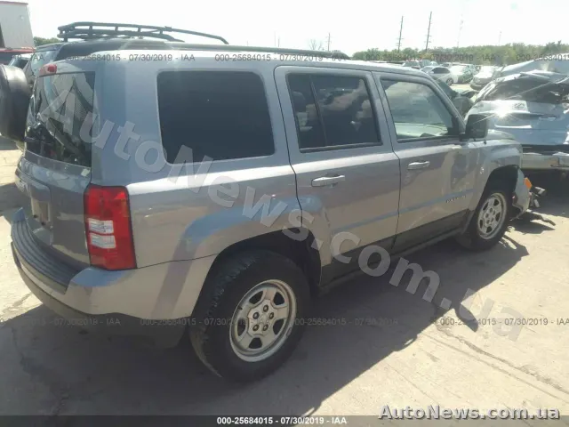 2016 Jeep Patriot — фото 4 (iaai)