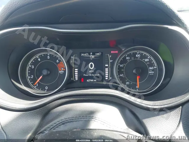2020 Jeep Cherokee — photo 7 (iaai)