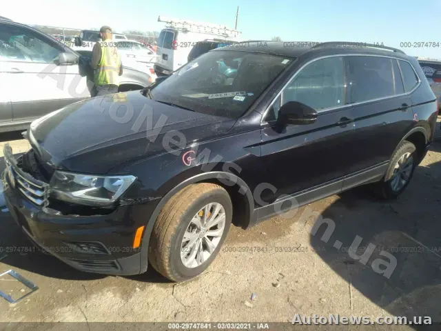 2017 Volkswagen Tiguan, VIN 3VV3B7AX3JM045056, nr rej. КА7494КА — zdjęcie 32 (iaai)