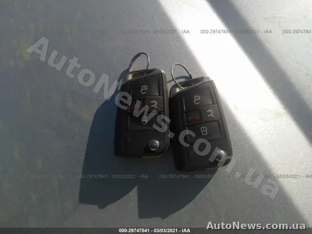 2017 Volkswagen Tiguan, VIN 3VV3B7AX3JM045056, nr rej. КА7494КА — zdjęcie 41 (iaai)