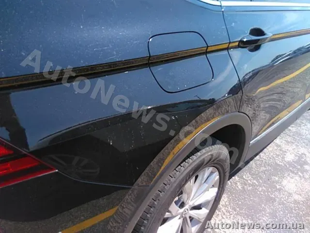 2017 Volkswagen Tiguan, VIN 3VV3B7AX3JM045056, nr rej. КА7494КА — zdjęcie 19 (manheim)