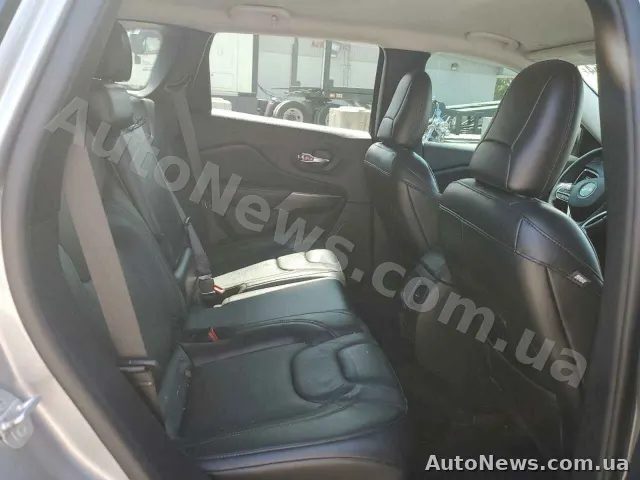 2019 Jeep Grand Cher — photo 11 (copart)