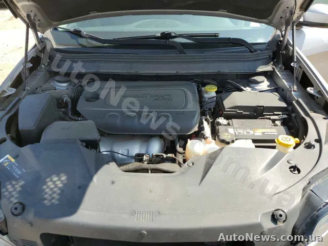 2019 Jeep Grand Cher — photo 12 (copart)