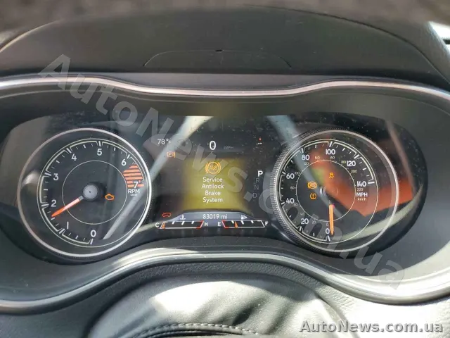 2019 Jeep Grand Cher — photo 9 (copart)