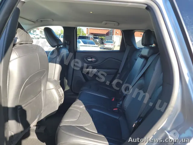 2019 Jeep Cherokee — photo 13 (manheim)