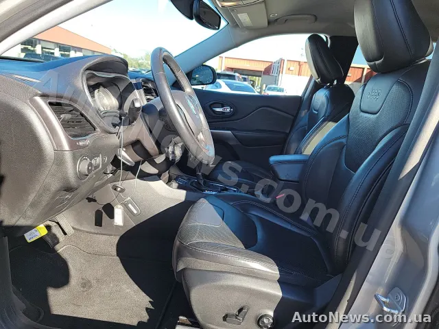 2019 Jeep Cherokee — photo 7 (manheim)