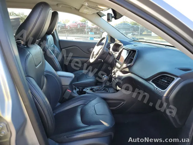 2019 Jeep Cherokee — photo 8 (manheim)