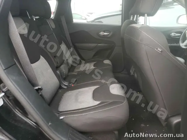 2016 Jeep Cherokee — zdjęcie 6 (copart)