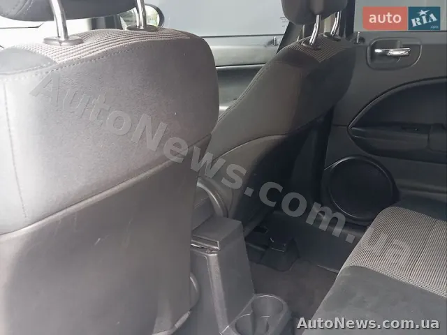 2012 Dodge Caliber — zdjęcie 10 (autoria)