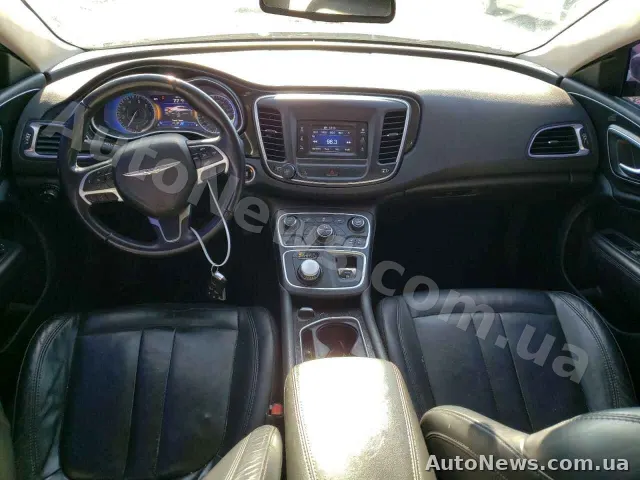 2015 Chrysler 200 — фото 8 (copart)