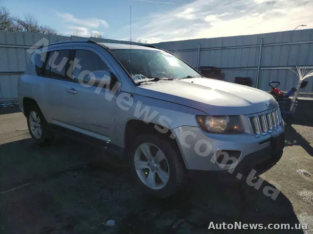 2013 Jeep Compass, VIN 1C4NJDEB3ED521069, nr rej. ВС2919РХ — zdjęcie 4 (copart)