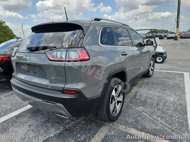2021 Jeep Cherokee — photo 4 (manheim)