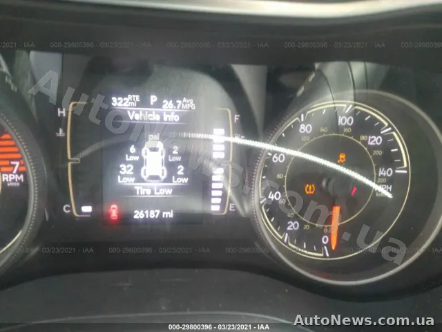 2019 Jeep Cherokee — zdjęcie 7 (iaai)