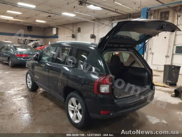 2016 Jeep Compass, VIN 1C4NJDBB8GD757336, госномер АТ8697ІВ — фото 3 (iaai)