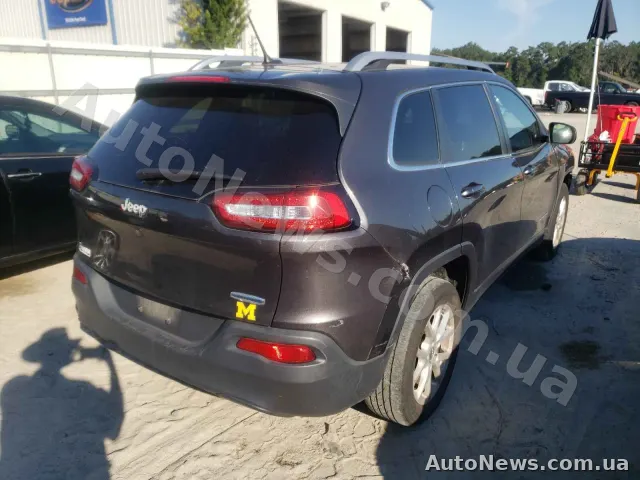 2015 Jeep Cherokee, VIN 1C4PJLCB8FW663073, nr rej. ВС6880РН — zdjęcie 4 (copart)