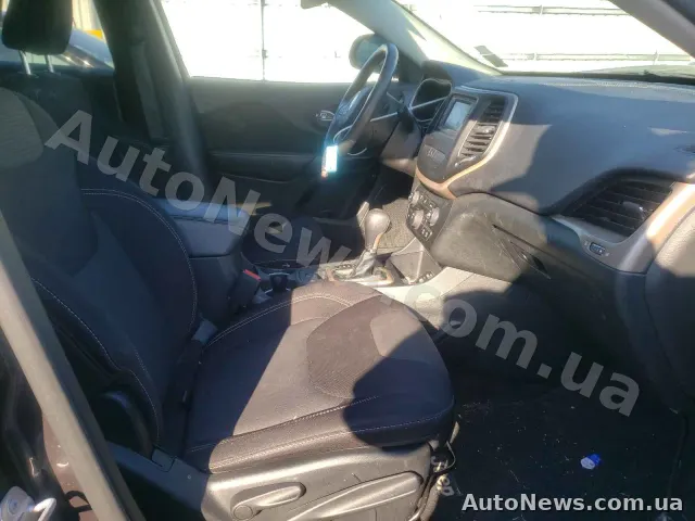 2015 Jeep Cherokee, VIN 1C4PJLCB8FW663073, nr rej. ВС6880РН — zdjęcie 5 (copart)