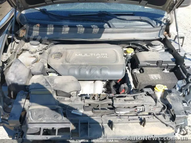 2017 Jeep Cherokee, VIN 1C4PJMBB8HW618452, nr rej. КІ5775АЕ — zdjęcie 10 (iaai)