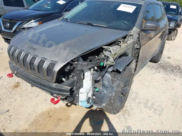 2017 Jeep Cherokee, VIN 1C4PJMBB8HW618452, nr rej. КІ5775АЕ — zdjęcie 6 (iaai)