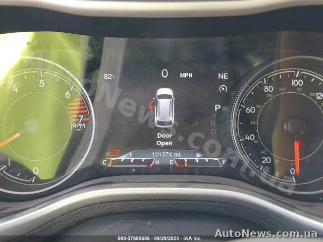 2017 Jeep Cherokee, VIN 1C4PJMBB8HW618452, nr rej. КІ5775АЕ — zdjęcie 7 (iaai)