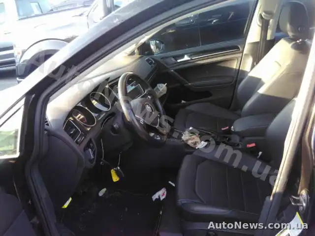 2015 Volkswagen Golf, VIN 3VWC17AU9GM501686, nr rej. ВС0890ТО — zdjęcie 3 (manheim)