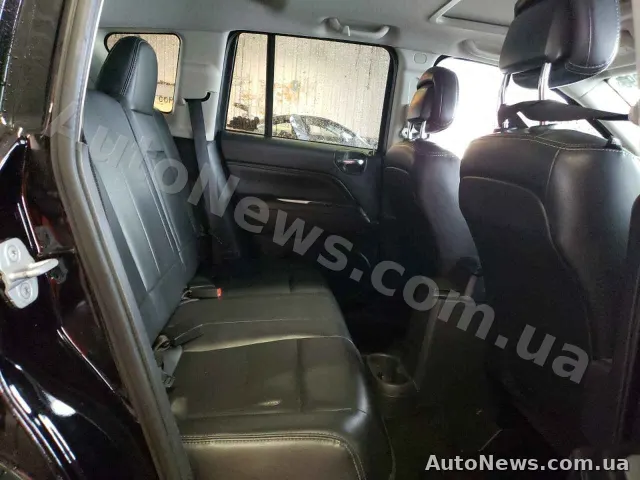 2014 Jeep Compass — photo 10 (copart)