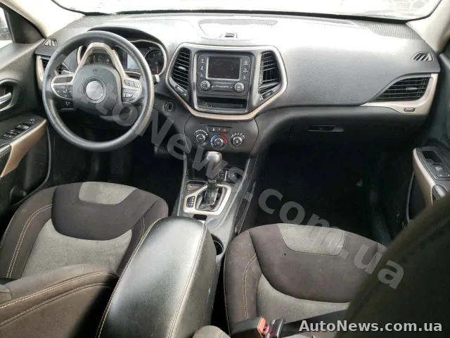 2017 Jeep Cherokee — zdjęcie 9 (copart)