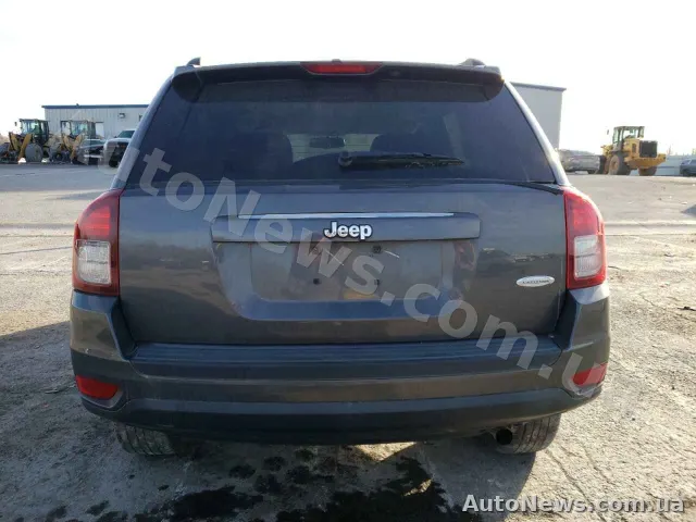 2015 Jeep Compass — photo 6 (copart)