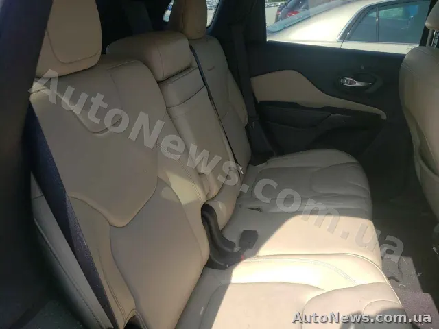 2016 Jeep Cherokee, VIN 1C4PJLDB2HW533985, госномер ВС9587ОВ — фото 6 (copart)