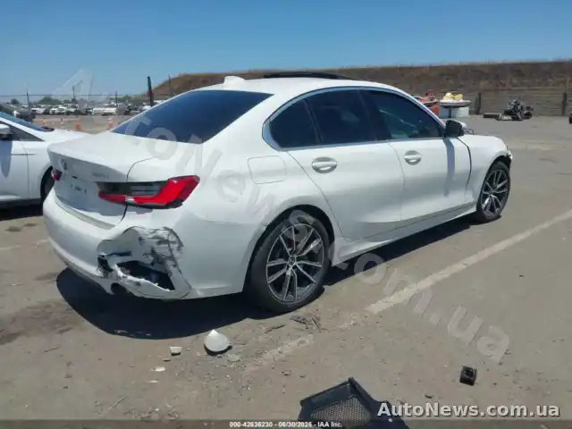 2020 BMW 330I, VIN 3MW5R1J04L8B28362 — фото 4 (iaai)
