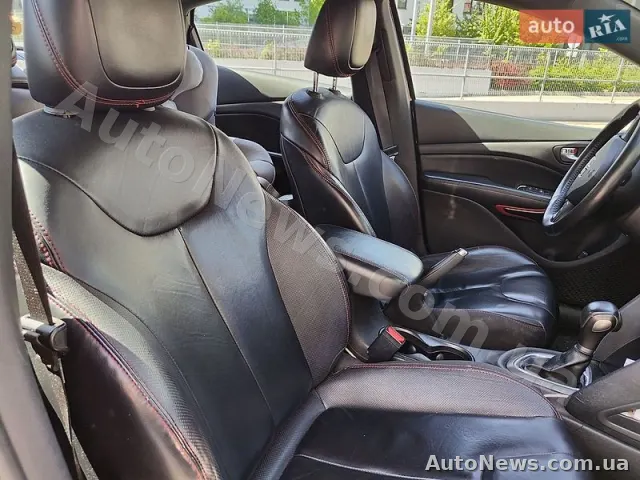 2015 Dodge Dart — photo 16 (autoria)
