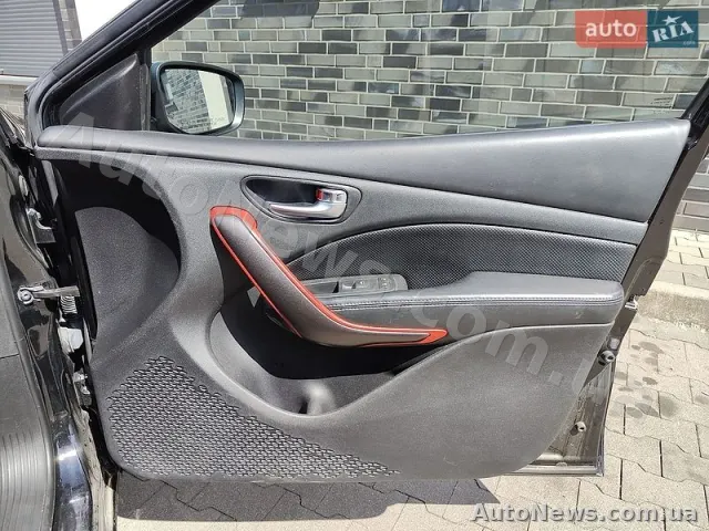 2015 Dodge Dart — photo 17 (autoria)