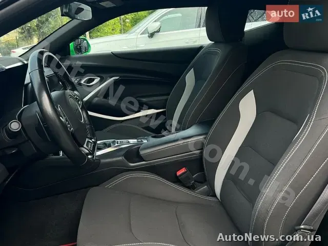 2017 Chevrolet Camaro, VIN 1G1FB1RX2H0202627, держномер АТ3249ЕА — фото 11 (autoria)